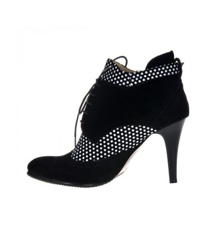 Botine negre piele intoarsa buline