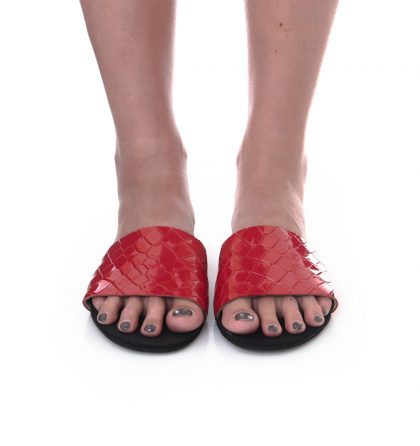 Papuci piele rosu croco