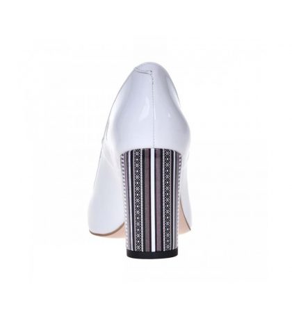 Pantofi piele alba lacuita cu toc gros piele imprimeu
