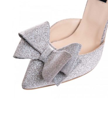 Pantofi decupati stiletto din glitter argintiu