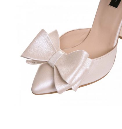 Pantofi piele ivory cu funda si toc gros